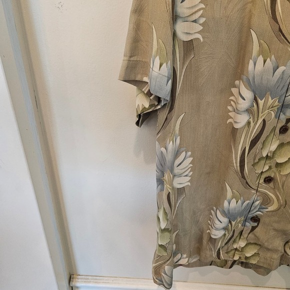 Men's Tommy Bahama 100% Silk Shirt, Size Medium - Picture 10 of 10